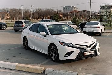 Toyota Camry: 2020 г., 2.5 л, Автомат, Бензин, Седан