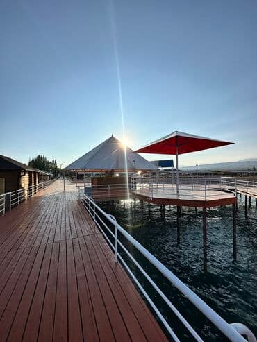 отдых на ыссык куле: Коттедж, коттедж с тремя спальными ЦО Радуга West, Кош-Кол, Парковка, стоянка, Сауна, Детская площадка — 28