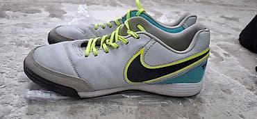 очки для зрения бишкек: Мужские кроссовки, 41, Nike, Б/у, цвет - Серый, Платная доставка — 1