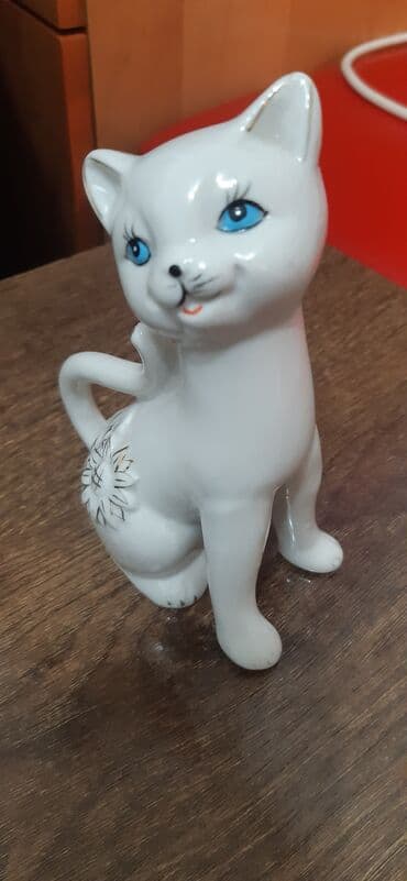 фарфоровые статуэтки купить недорого: Набор декоративных статуэток и мелкой керамики: ОРЁЛ ТЯЖЁЛЫЙ — 9