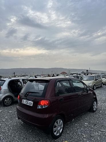 арзан матиз 1: Daewoo Matiz: 2010 г., 0.8 л, Кол менен иштөөчү, Бензин, Хетчбек — 3