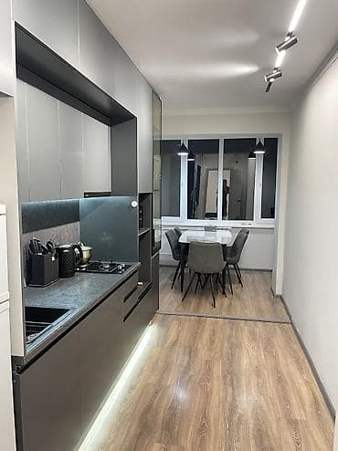 токмок срочно: 3 комнаты, 56 м², 2 этаж, Евроремонт — 4