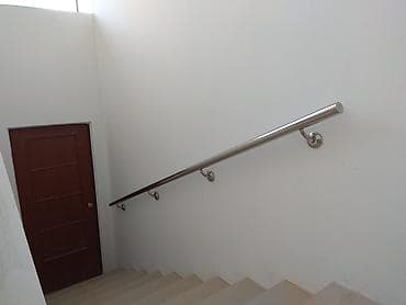 Поручни из нержавейки! Поручни из нержавейки необходимо устанавливать