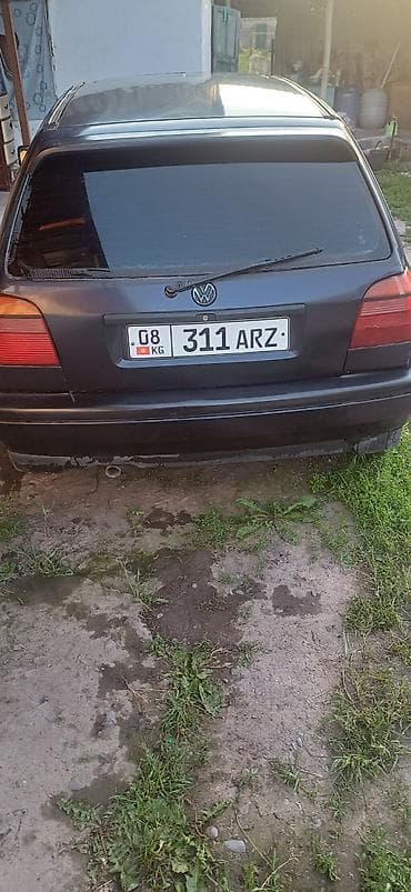 210 cdi: Volkswagen Golf: 1996 г., 1.6 л, Механика, Хэтчбэк — 2
