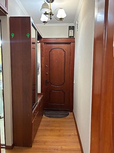 105: 1 комната, 58 м², 6 мкр 104 серия, 1 этаж — 8