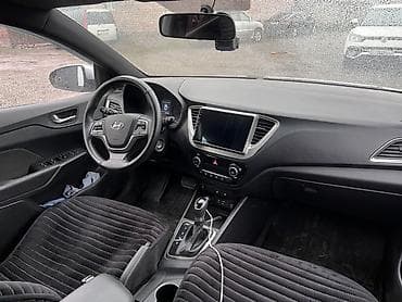 lada 2113: Hyundai Solaris: 2018 г., 1.6 л, Автомат, Бензин, Седан — 5