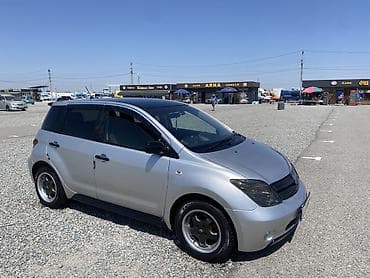 devo matiz: Toyota Ist: 2003 г., 1.5 л, Автомат, Бензин, Хэтчбэк — 2