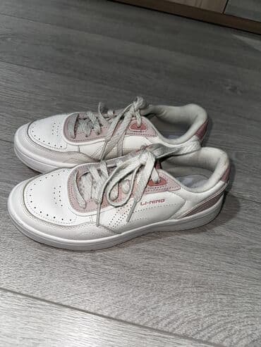 белорусская обувь для проблемных ног бишкек: 1. Белые кеды: новые, надела один раз, но не подошел размер (38, но — 5