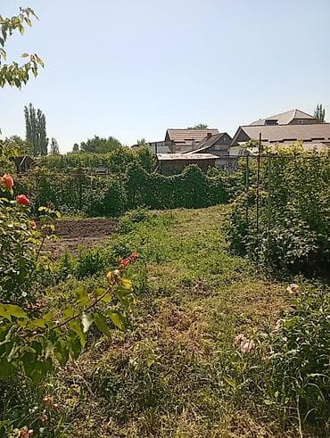 земля: Продаю дом совхоз ада тоо, участок 11соток, дом 4 к, кух, баня, гараж — 3