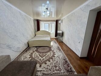 продажа домов в городе токмок: 1 комната, 40 м², Индивидуалка, 3 этаж, Косметический ремонт — 2