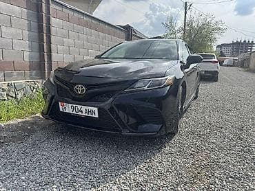 prius v: Toyota Camry: 2019 г., 2.5 л, Автомат, Бензин, Седан — 1