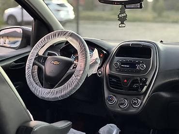 Продажа авто: Chevrolet Spark: 2019 г., 1 л, Автомат, Бензин, Хэтчбэк — 7