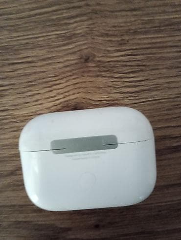 Беспроводной зарядный кейс для наушников форм‑фактора TWS (тип AirPods