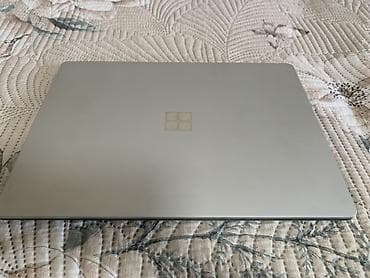 Ноутбук Microsoft Surface Laptop (серебристый) - Экран 13.5"