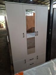 Шкафы для одежды: Шкаф для одежды, Новый, Прямой, ЛДСП — 10