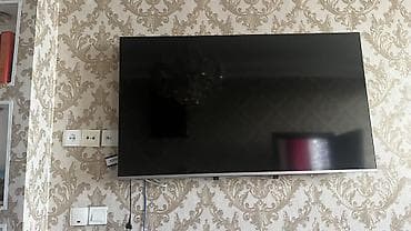 so dimm: Телевизор с тонкими рамками, диагональ около 55–65". Плоская — 2