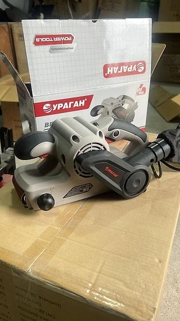 Ленточная шлифовальная машина УРАГАН YP96075 - Мощность: 950 Вт - at lalafo.kg Ленточная шлифовальная машина УРАГАН YP96075 - Мощность: 950 Вт -