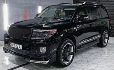 шины на крузак: Toyota Land Cruiser: 2010 г., 4.5 л, Автомат, Дизель, Внедорожник — 1