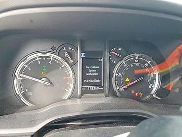 Toyota 4Runner: 2020 г., 4 л, Автомат, Бензин — 9