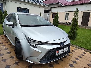 corolla: Toyota Corolla: 2020 г., 1.8 л, Вариатор, Гибрид, Седан — 1