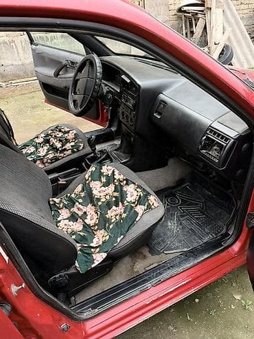 шкода практик: Volkswagen Passat Variant: 1991 г., 1.8 л, Ручные, Бензин, Универсал — 8