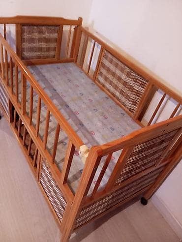 бу эмеректер: Балдар үчүн трансформер керебет, Колдонулган, Башка түрү, түсү - Күрөң — 2