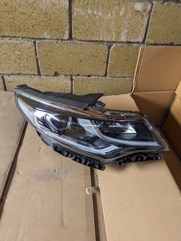 фото услуги рядом: Передняя правая фара Kia 2018 г., Новый, Аналог — 2