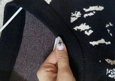 oversize: Продаю свитер oversize. Из очень приятного материала. Плотный — 2