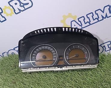 Дверные карты: Щиток приборов BMW 2002 г., Б/у, Оригинал — 1