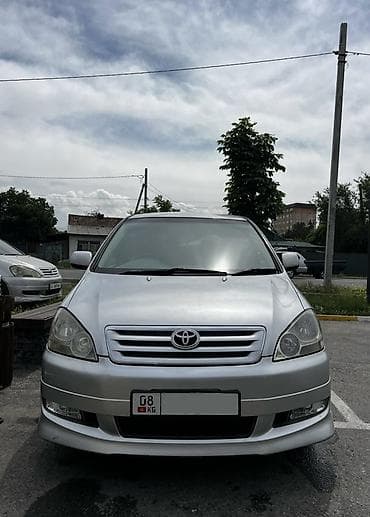 Toyota Ipsum: 2002 г., 2.4 л, Автомат, Бензин, Минивэн — 4