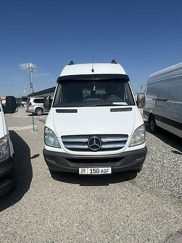 Mercedes-Benz Sprinter пассажирский микроавтобус (средняя база