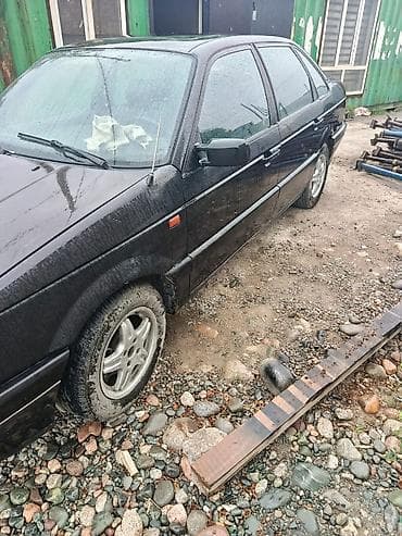1991: Volkswagen Passat: 1991 г., Механика, Седан — 7