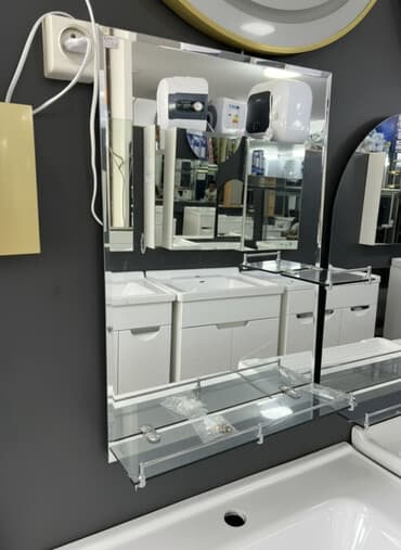 полированный: Прямоугольное настенное зеркало с полированными краями — 1