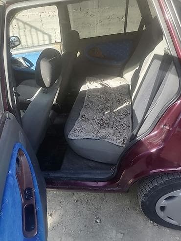 r18 5100: Daewoo Nexia: 2004 г., Бензин, Седан — 7