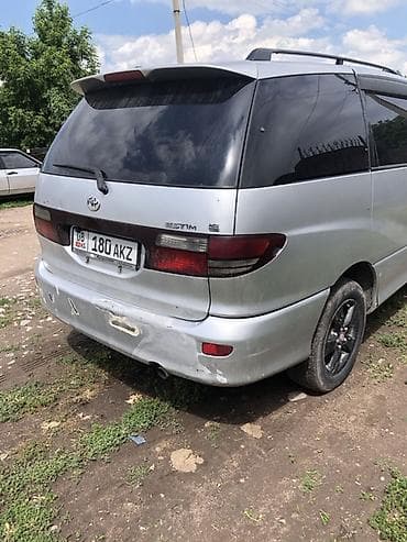тайота 200: Toyota Estima: 2001 г., 2.4 л, Минивэн — 5