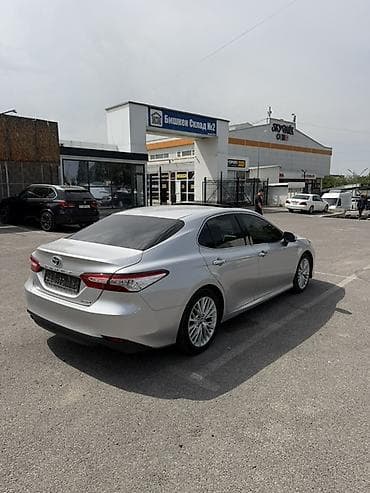таёта 30: Toyota Camry: 2018 г., 2.5 л, Гибрид, Седан — 4