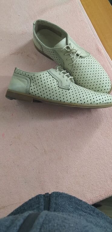 обувь ручной работы бишкек: Мужские туфли, 41, Б/у, цвет - Бежевый, Самовывоз — 2