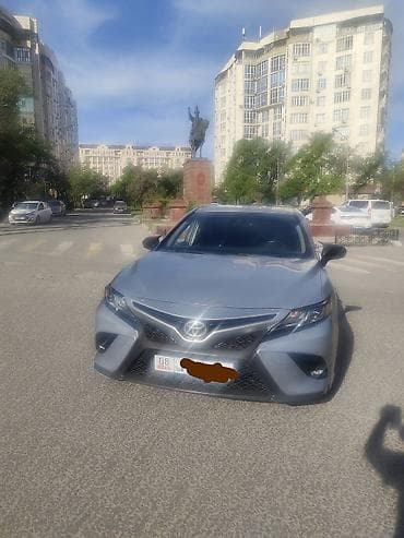 Транспорт: Toyota Camry: 2018 г., Автомат, Бензин, Седан — 2