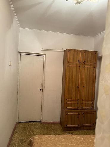 без ремонта квартира: 3 комнаты, 65 м², Индивидуалка, 8 этаж, Старый ремонт — 4