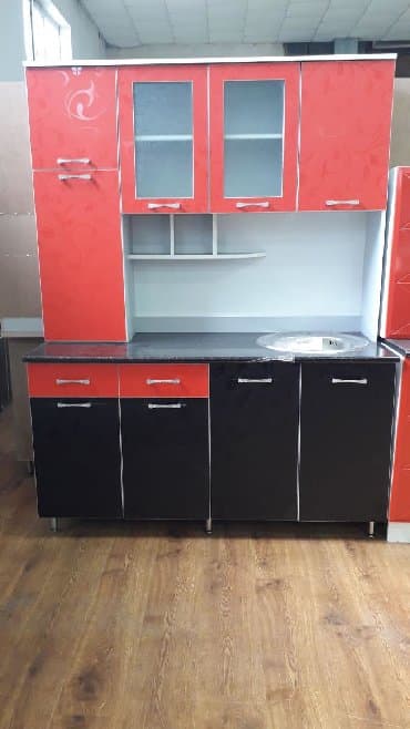 Кухня 1.5 метр без мойка 13000с мойкой 14000 +доставка по город