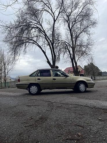 Транспорт: Daewoo Nexia: 2007 г., Механика, Бензин, Седан — 2