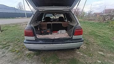 нова сити: Volkswagen Golf: 1993 г., 1.8 л, Ручные, Бензин, Хэтчбэк — 9