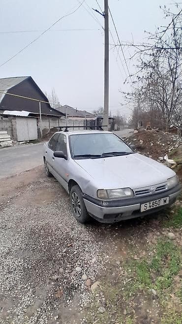 Nissan Primera: 1993 г., 2 л, Механика, Бензин, Седан