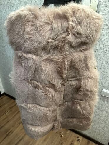 жилет s: Продаю шикарную жилетку,размер подойдет на S и М — 3