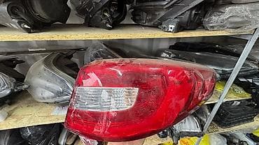 стоп фонари: Задний левый стоп-сигнал Mercedes-Benz — 1