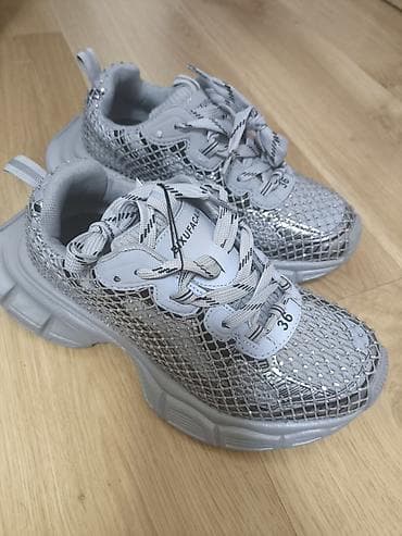 tommy halfiger: Женские кроссовки - Размер: 36 (указан на язычке и коробке). - Цвет — 1