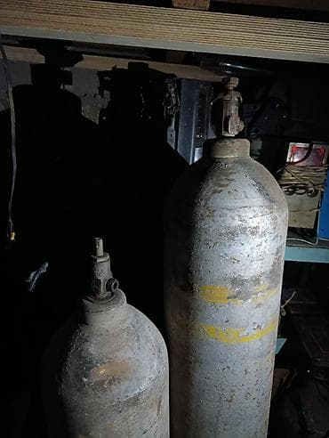 Газовые баллоны стальные, комплект. Описание: - Тип: промышленные