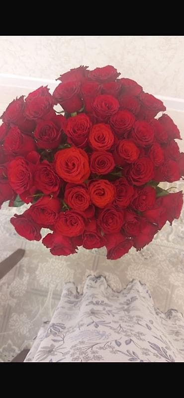 букет 101 роза: СПРОЧНО ПРОЛДАЮ БУКЕТ Букет из красных роз — пышная круглая шляпная — 2
