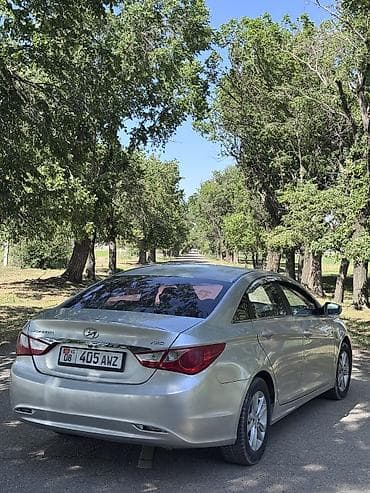 газ соната: Hyundai Sonata: 2010 г., 2 л, Автомат, Газ, Седан — 4