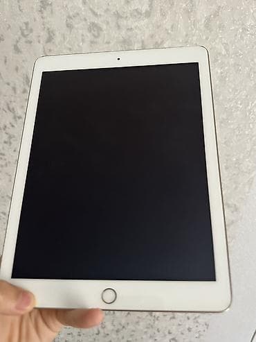 Планшеты: Планшет, Apple, память 128 ГБ, 9" - 10", Wi-Fi, Б/у, Классический цвет - Бежевый — 2
